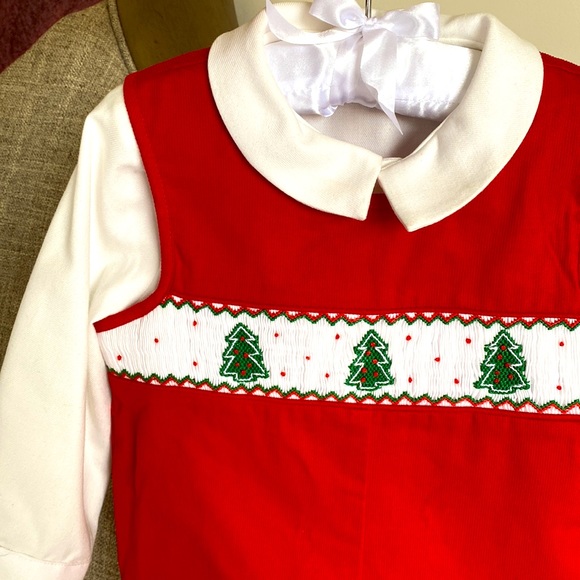 *NEW* Edgehill Collection red Christmas short-all with white collared shirt - Picture 2 of 4